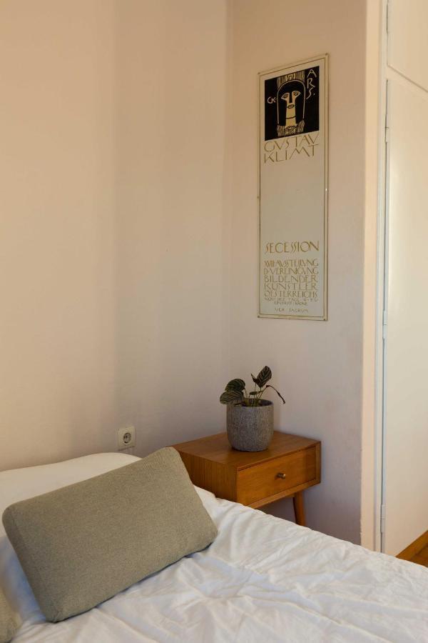 Holodek Apartments : Plaka Athens Exterior photo